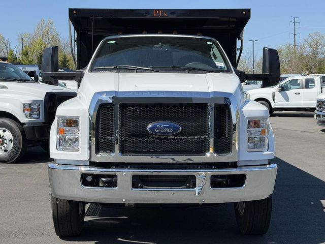 2027 Ford F-750 Base
