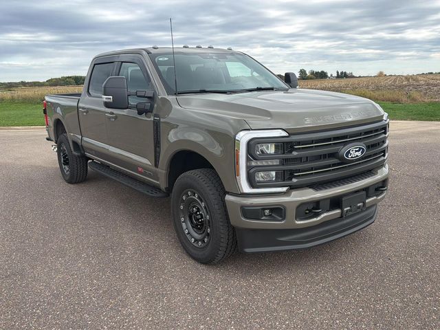2027 Ford F-350 XLT