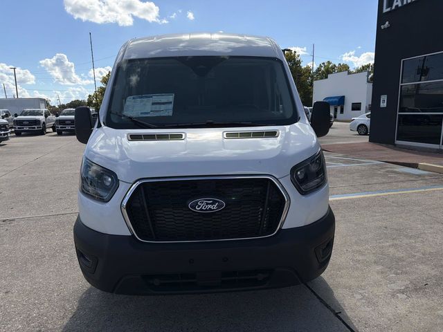 2027 Ford Transit Base