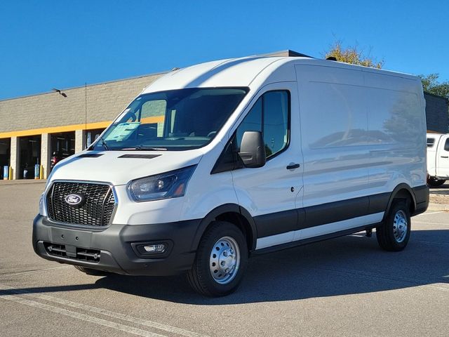 2027 Ford Transit Base