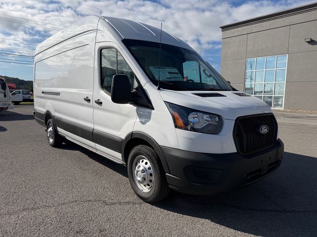 2027 Ford Transit Base