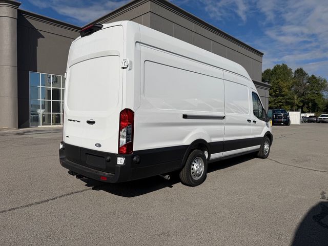 2027 Ford Transit Base