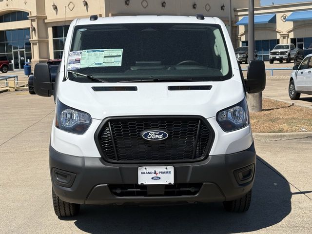 2027 Ford Transit Base