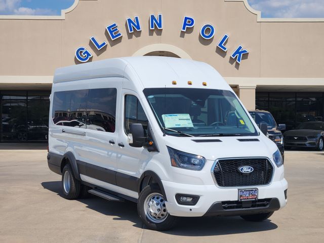 2027 Ford Transit XLT