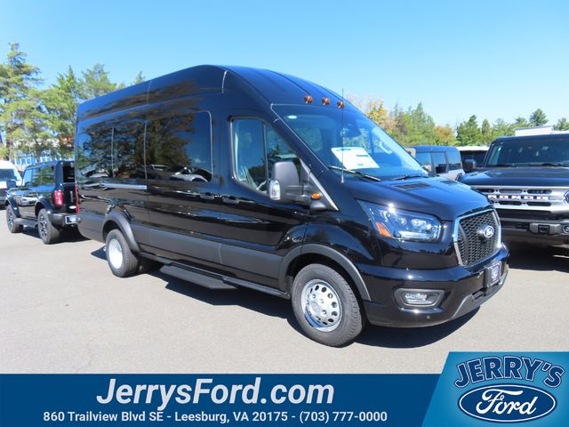 2027 Ford Transit XLT