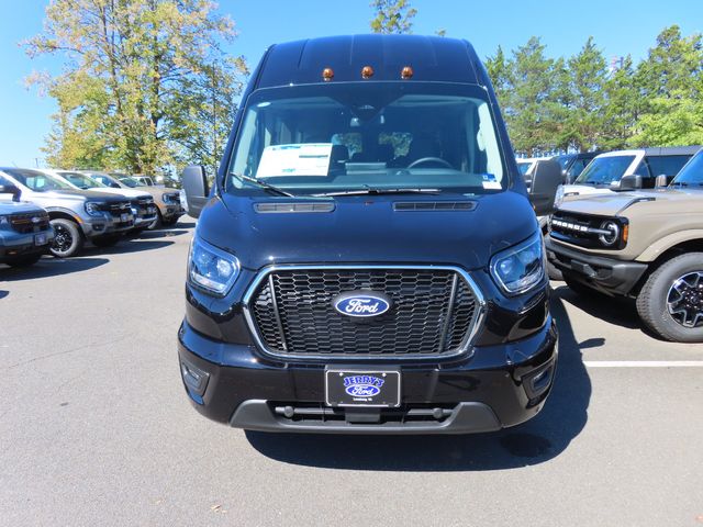 2027 Ford Transit XLT
