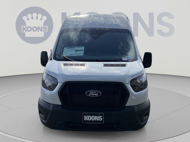 2027 Ford Transit Base