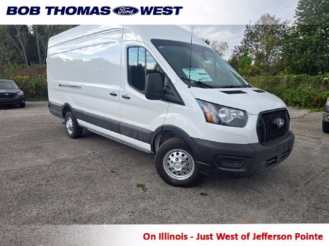 2027 Ford Transit Base