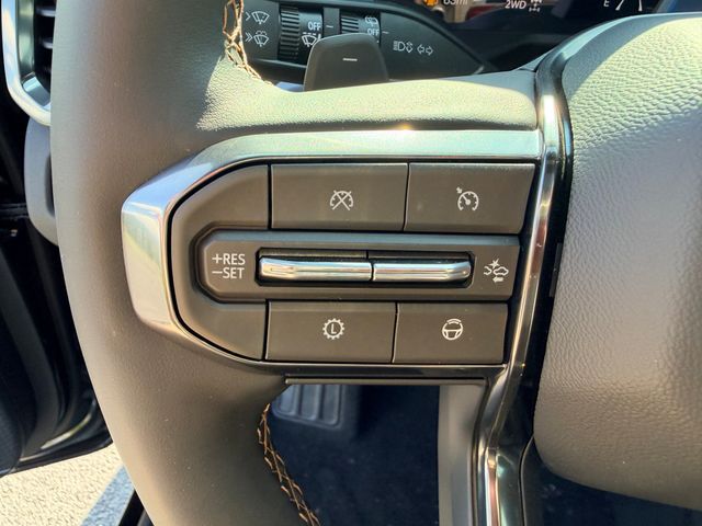 2027 GMC Acadia AWD AT4
