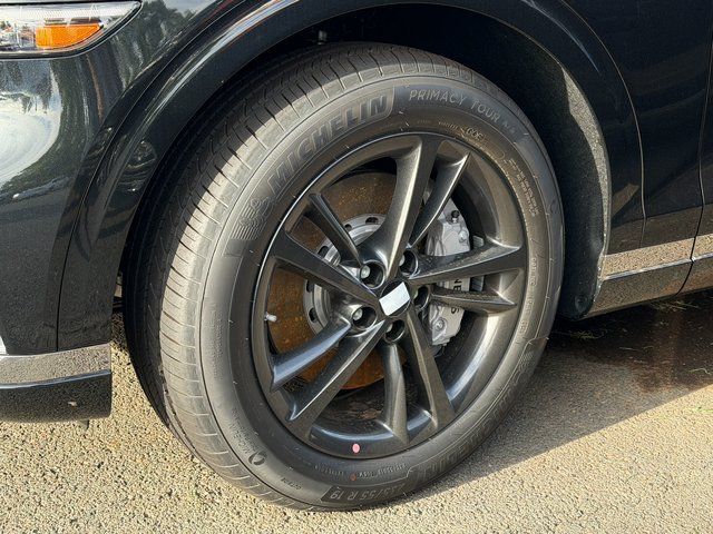 2027 Genesis GV70 2.5T Select