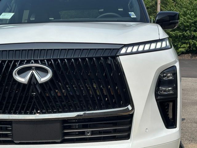 2027 INFINITI QX80 AUTOGRAPH