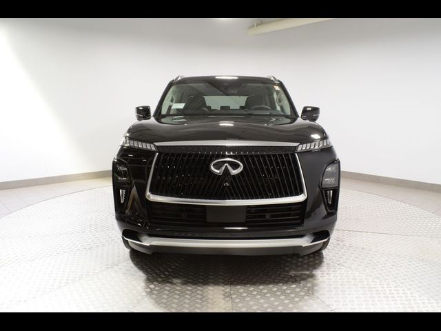 2027 INFINITI QX80 Luxe