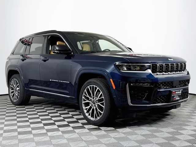 2027 Jeep Grand Cherokee Summit