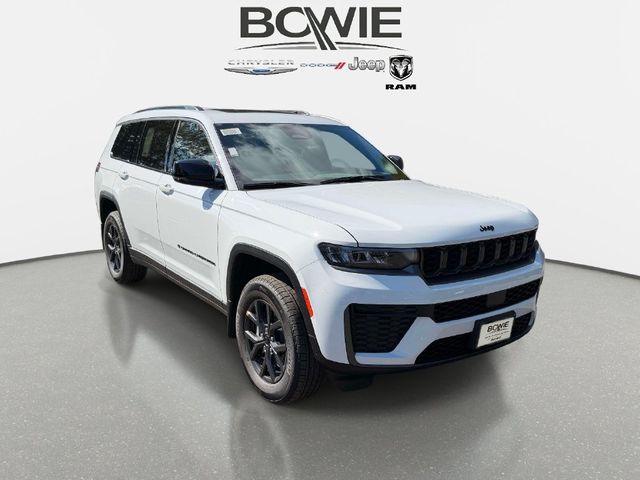 2027 Jeep Grand Cherokee L Laredo Altitude