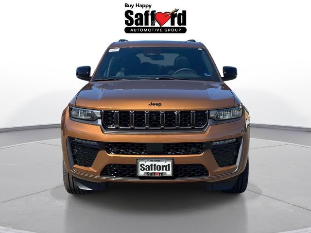 2027 Jeep Grand Cherokee L 