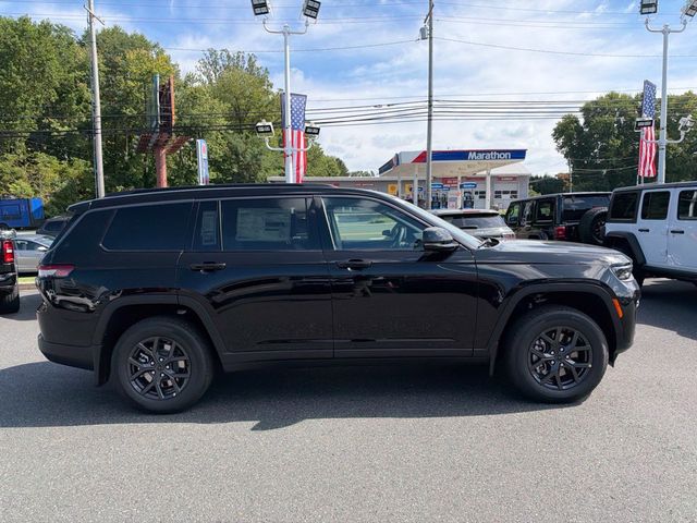 2027 Jeep Grand Cherokee L Laredo Altitude