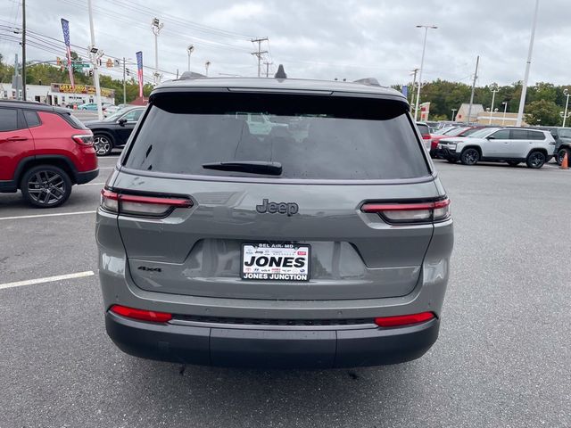 2027 Jeep Grand Cherokee L Laredo Altitude