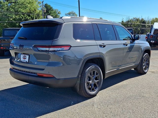 2027 Jeep Grand Cherokee L Laredo Altitude