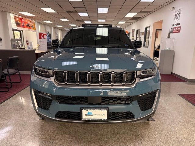 2027 Jeep Grand Cherokee L Limited