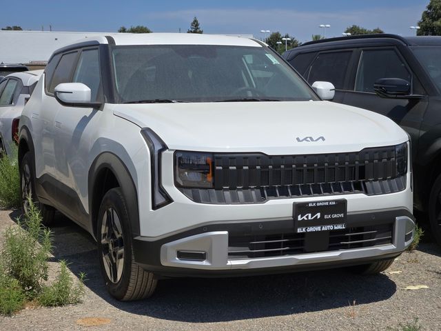 2027 Kia Seltos LX