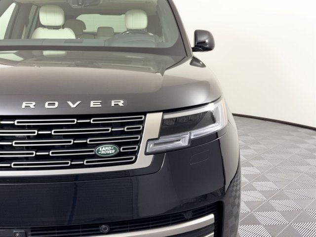 2027 Land Rover Range Rover SE