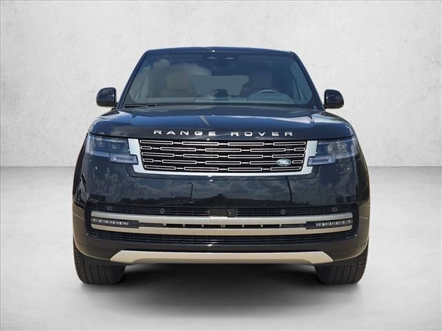 2027 Land Rover Range Rover SE