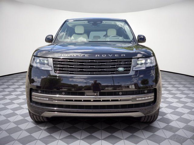 2027 Land Rover Range Rover SE
