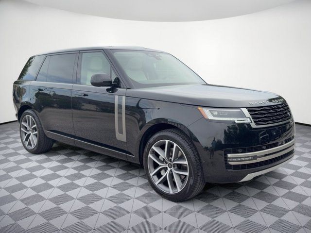 2027 Land Rover Range Rover SE