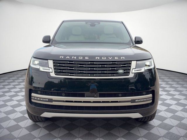 2027 Land Rover Range Rover SE