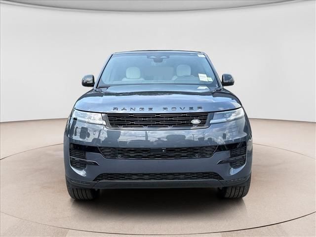 2027 Land Rover Range Rover Sport SE