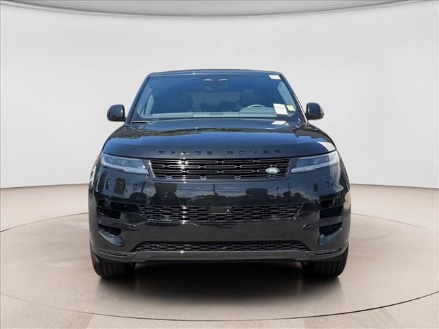 2027 Land Rover Range Rover Sport SE