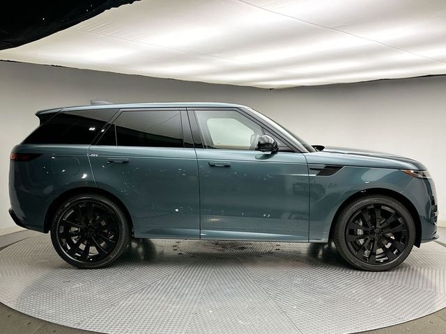 2027 Land Rover Range Rover Sport Dynamic SE