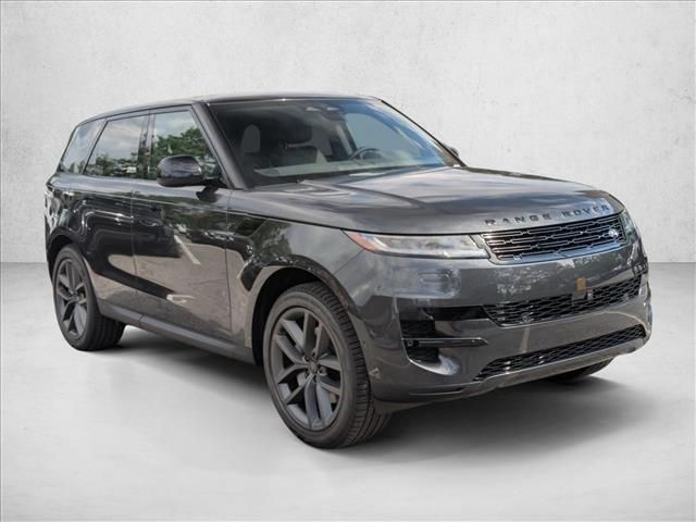 2027 Land Rover Range Rover Sport SE