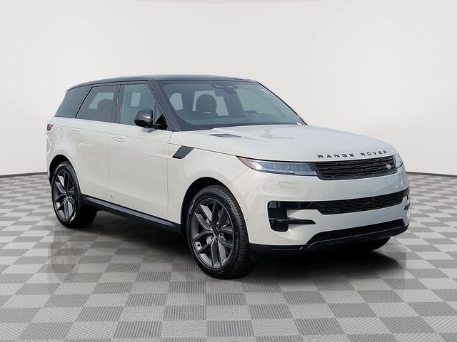 2027 Land Rover Range Rover Sport SE