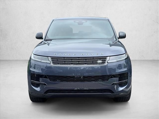 2027 Land Rover Range Rover Sport SE
