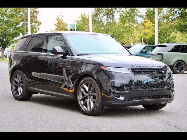 2027 Land Rover Range Rover Sport SE