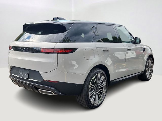 2027 Land Rover Range Rover Sport SE