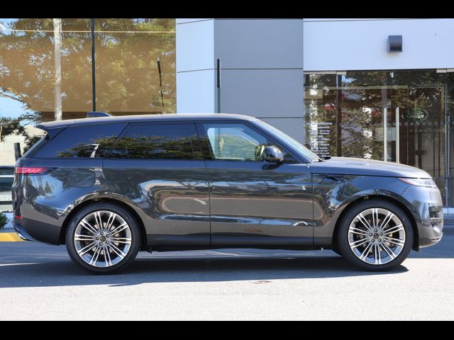 2027 Land Rover Range Rover Sport SE