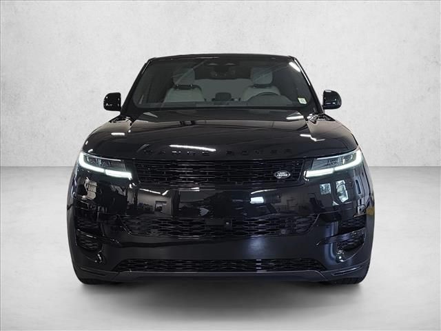 2027 Land Rover Range Rover Sport SE