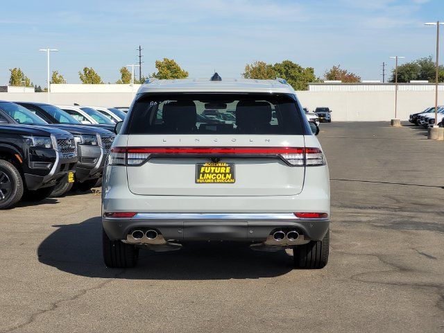 2027 Lincoln Aviator Reserve