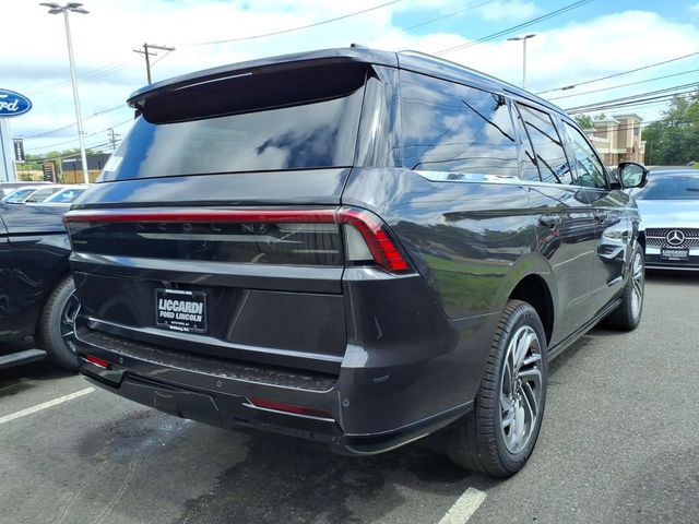 2027 Lincoln Navigator Reserve