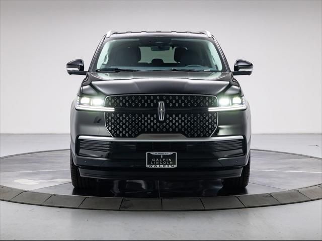 2027 Lincoln Navigator Premiere
