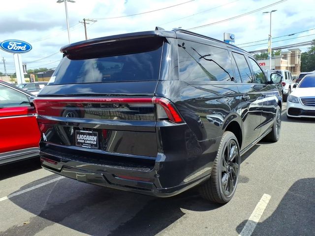 2027 Lincoln Navigator L Reserve