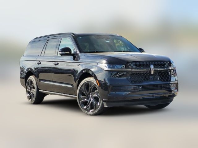 2027 Lincoln Navigator L Reserve