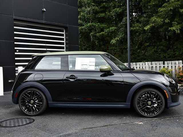 2027 MINI Hardtop 2 Door Cooper C