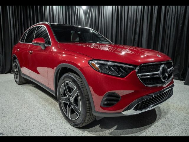 2027 Mercedes-Benz GLC 300