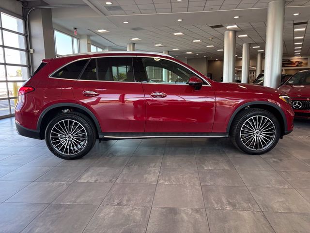2027 Mercedes-Benz GLC 300