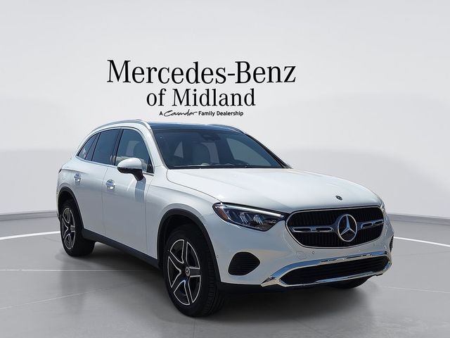 2027 Mercedes-Benz GLC 300