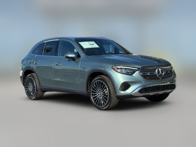 2027 Mercedes-Benz GLC 300
