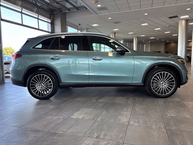 2027 Mercedes-Benz GLC 300